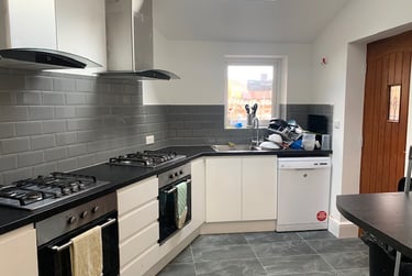 7 bed house, Elmbank Road, Smithdown road, Liverpool, L181HR - Image 3